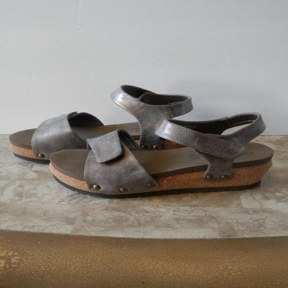 boutique by corkys sandals